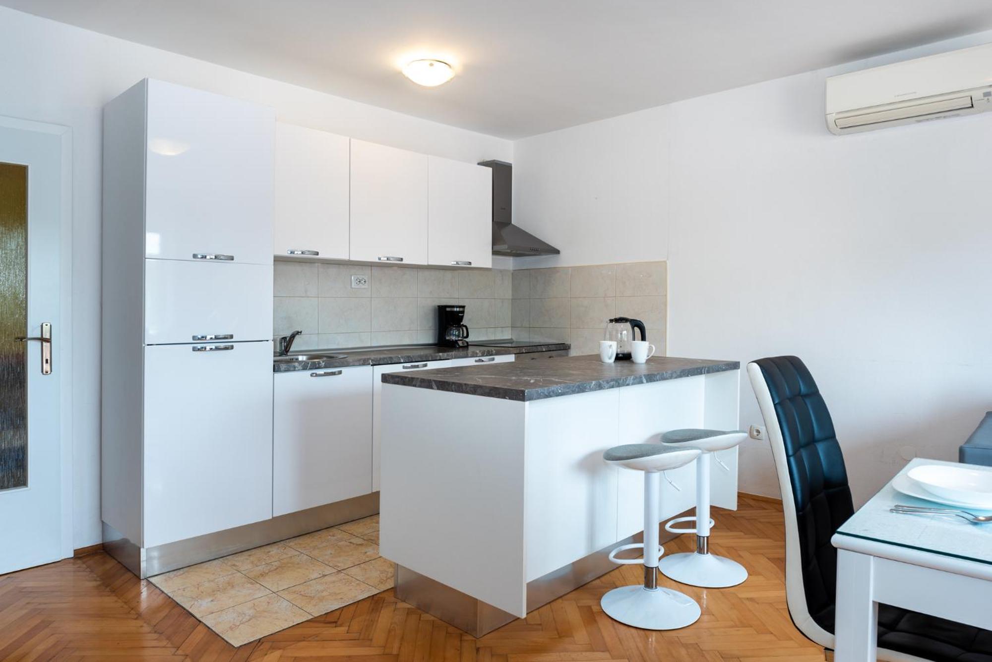 Apartments Duilo Skradin Rom bilde